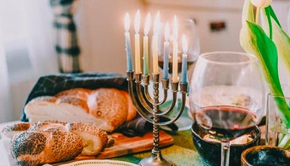 世界杯客户端下载中心-重庆马拉松，一选手比赛途中突发疾病去世